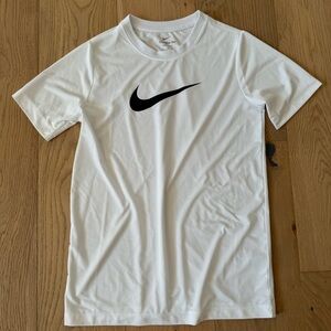 Nike DriFit Youth tshirt